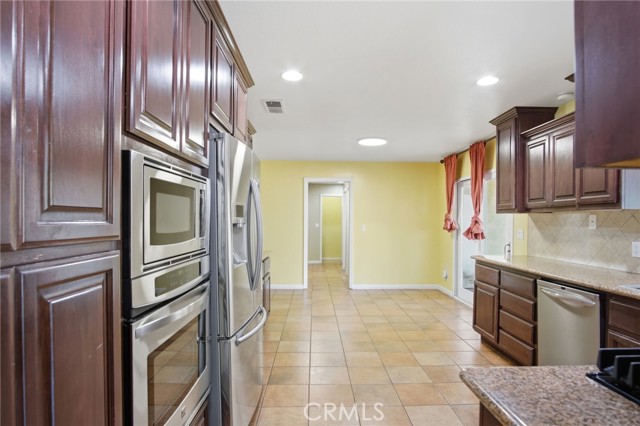 Detail Gallery Image 13 of 61 For 4316 Buckeye Ln, Atwater,  CA 95301 - 3 Beds | 3 Baths