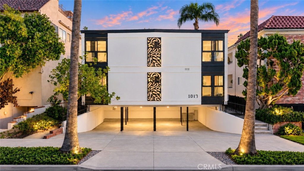 Apartment at 1017 5th