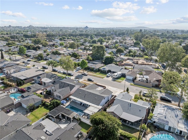 Image 10 of 63 For 1954 Shipway Avenue