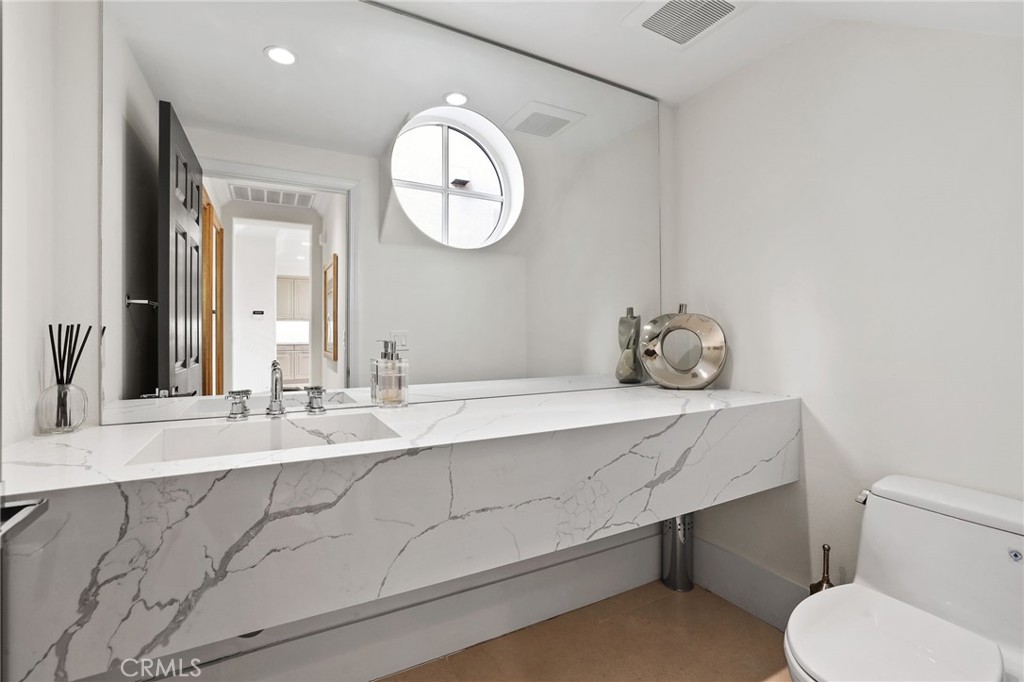 MLS #OC25222504 image #29