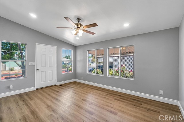 Detail Gallery Image 7 of 41 For 1218 E Cleveland #103,  Madera,  CA 93628 - 3 Beds | 2 Baths