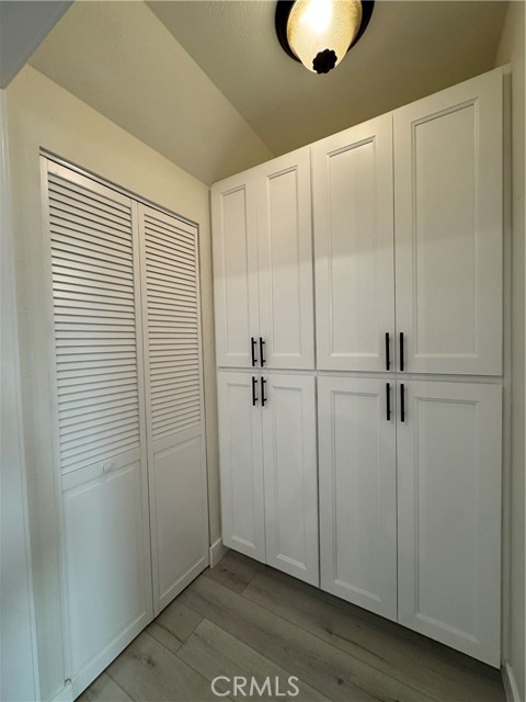 Detail Gallery Image 16 of 26 For 3219 Colorado, Santa Monica,  CA 90404 - 2 Beds | 2 Baths