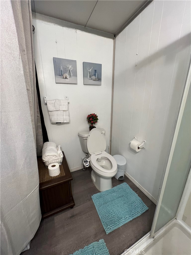 https://media.crmls.org/medias/16df2ed0-3c14-453d-b06d-e23823f428ac.jpg?preset=X-Large