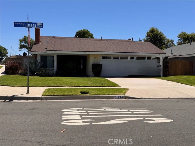 Detail Gallery Image 1 of 1 For 124 N Avenida Palmera, Anaheim,  CA 92807 - 3 Beds | 2 Baths