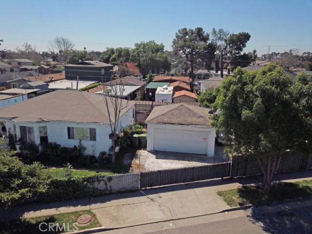 Image 2 for 752 E Lanzit Ave, Los Angeles, CA 90059