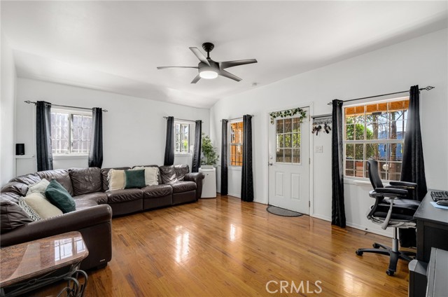 1143 West 66th, Los Angeles CA: https://media.crmls.org/medias/16dfe9fc-f849-4179-a3f6-80f130293059.jpg