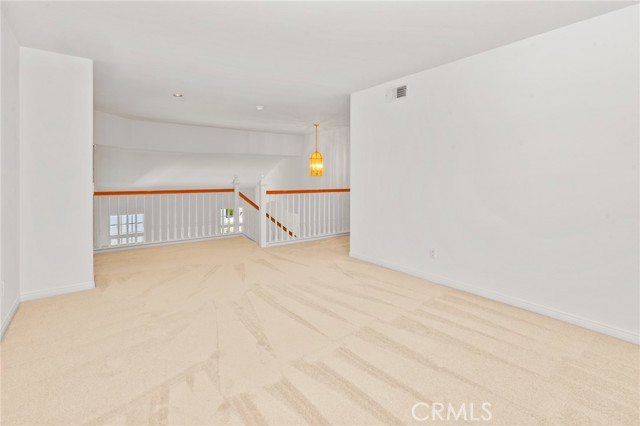 2311 Gillingham Circle, Thousand Oaks CA: https://media.crmls.org/medias/16e1c572-2bce-44cf-b9ca-c191365dda82.jpg