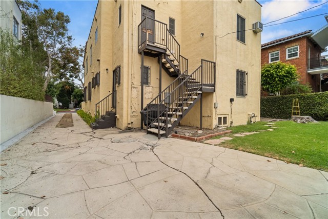 Detail Gallery Image 48 of 51 For 138 N Swall Dr, Beverly Hills,  CA 90211 - – Beds | – Baths