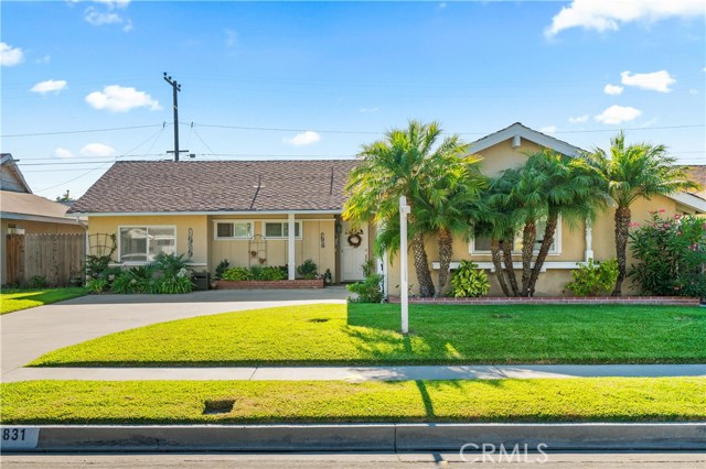 19831 Gloucester Ln, Huntington Beach, CA 92646