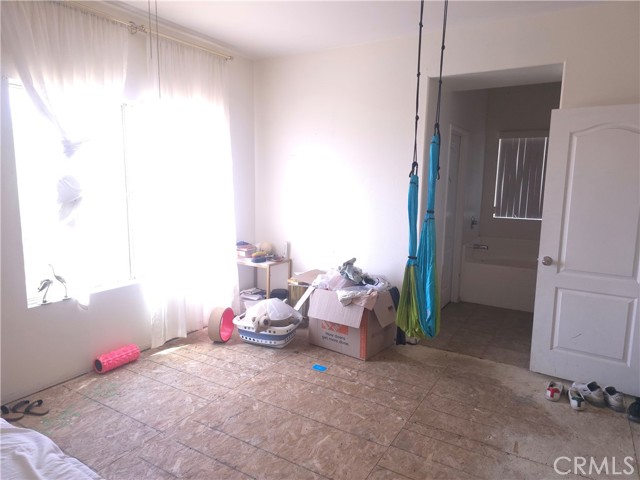 242 Spinnaker Street, San Jacinto CA: https://media.crmls.org/medias/16e29886-e0fe-40aa-b22c-b29db6b32d8b.jpg