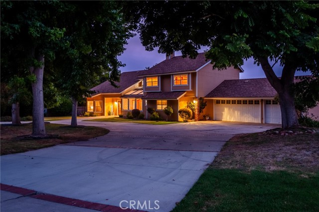 Detail Gallery Image 4 of 67 For 165 Deer Run Ln, Santa Maria,  CA 93455 - 4 Beds | 3 Baths