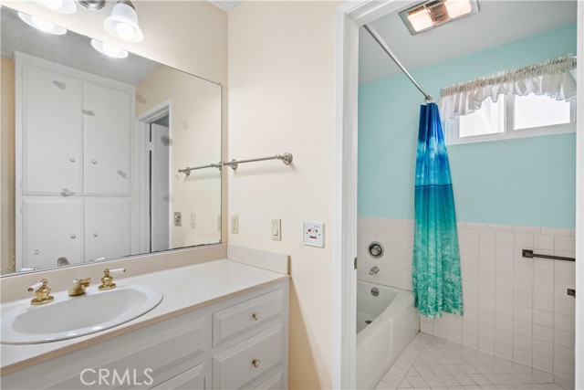 Detail Gallery Image 25 of 44 For 2131 E 1st St #307,  Long Beach,  CA 90803 - 2 Beds | 2 Baths