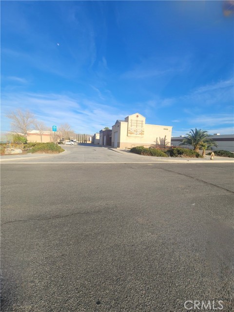 Detail Gallery Image 16 of 21 For 1 Malaki, Apple Valley,  CA 92308 - – Beds | – Baths