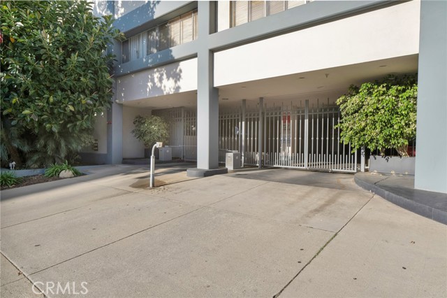 Detail Gallery Image 16 of 21 For 969 Hilgard, Los Angeles,  CA 90024 - 1 Beds | 1 Baths