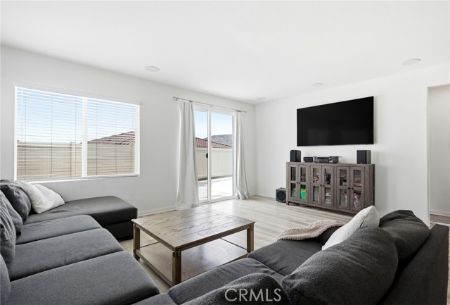 Detail Gallery Image 15 of 25 For 29068 Golden Sunset, Winchester,  CA 92596 - 4 Beds | 2 Baths