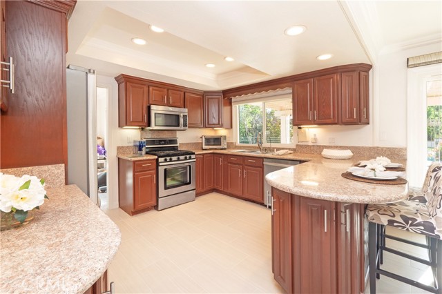 Detail Gallery Image 18 of 68 For 6028 Amethyst, Alta Loma,  CA 91737 - 5 Beds | 3 Baths