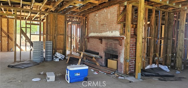 45219 12th Street, Lancaster CA: https://media.crmls.org/medias/16e702d4-0dff-4630-9a40-f53c2905c46d.jpg