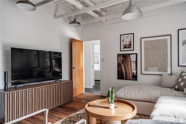 Detail Gallery Image 16 of 45 For 654 S Soto St, Los Angeles,  CA 90023 - 4 Beds | 4 Baths