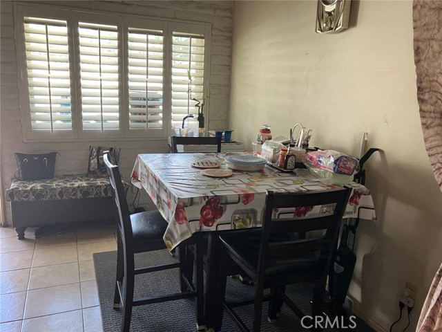 5076 Lakeview Avenue, Yorba Linda CA: https://media.crmls.org/medias/16e9b8ae-2869-479a-9806-e7d464408435.jpg