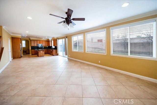 Detail Gallery Image 15 of 52 For 36071 Horseshoe Ct, Wildomar,  CA 92595 - 5 Beds | 3 Baths