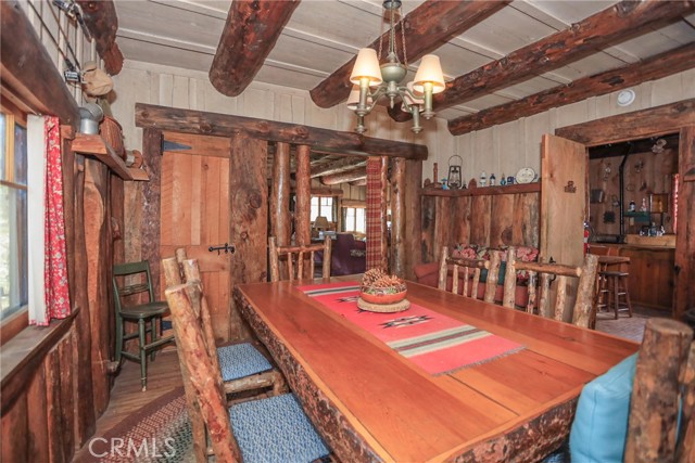 Detail Gallery Image 12 of 47 For 39342 Mohawk Dr, Fawnskin,  CA 92333 - 4 Beds | 2 Baths
