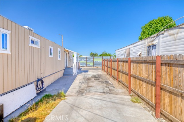 Detail Gallery Image 17 of 19 For 2250 Darby St #6,  San Bernardino,  CA 92407 - 3 Beds | 2 Baths