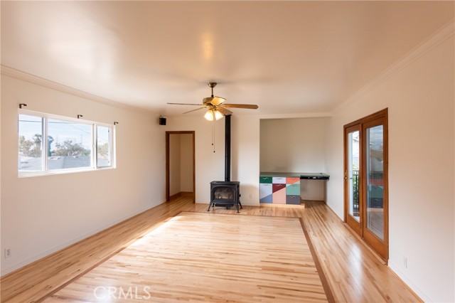 Detail Gallery Image 14 of 33 For 2007 W 180th Pl, Torrance,  CA 90504 - 4 Beds | 3 Baths