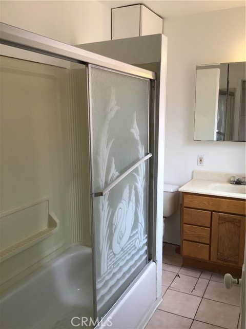 234 Lime Avenue, Long Beach CA: https://media.crmls.org/medias/16ecaf51-98f7-40f9-b817-4d1412089e04.jpg