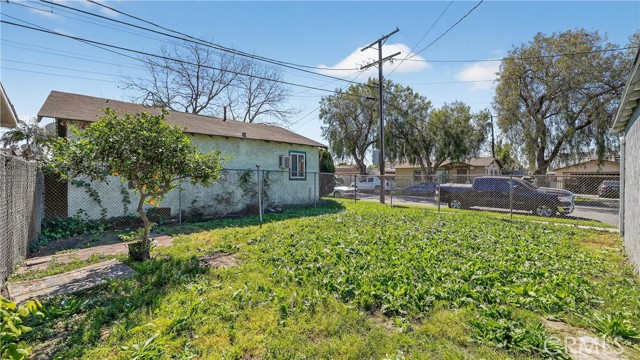 Detail Gallery Image 37 of 44 For 200 E Century Bld, Los Angeles,  CA 90003 - 2 Beds | 1 Baths