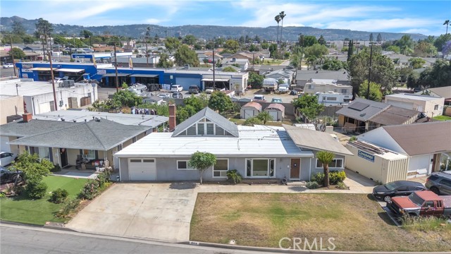 18414 East Benbow Street, Covina CA: https://media.crmls.org/medias/16ecfde8-535b-4dc2-b2a9-57e2fc5aa4a4.jpg