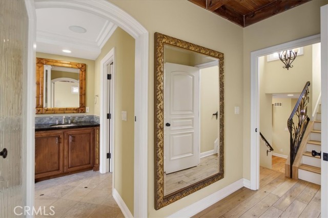 Detail Gallery Image 34 of 75 For 5580 E Saint Irmo Walk, Long Beach,  CA 90803 - 3 Beds | 2/1 Baths