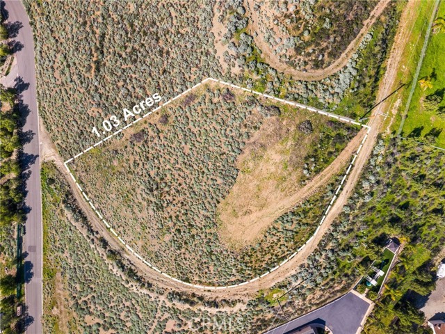 Detail Gallery Image 3 of 7 For 1 Juanita Dr, Menifee,  CA 92587 - – Beds | – Baths