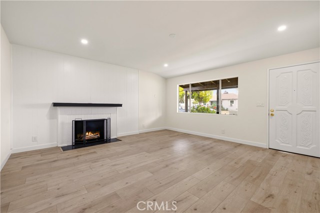 Detail Gallery Image 2 of 38 For 7643 Westland Ave, North Hollywood,  CA 91605 - 4 Beds | 1 Baths