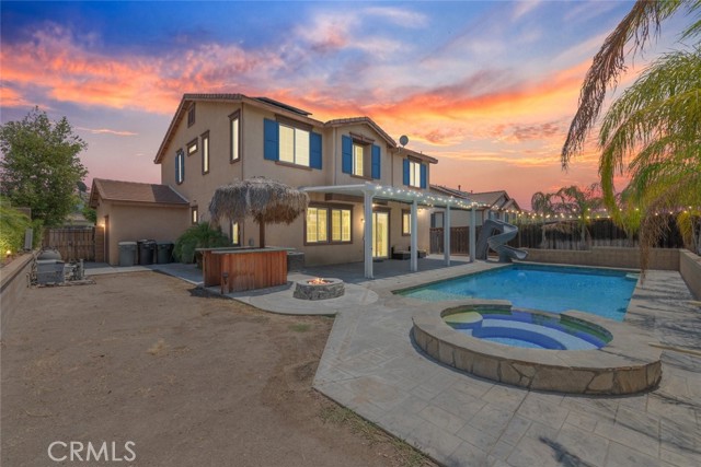 Detail Gallery Image 2 of 59 For 41041 Crimson Pillar Lane, Lake Elsinore,  CA 92532 - 4 Beds | 2/1 Baths