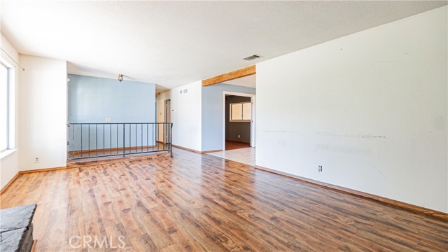 Detail Gallery Image 8 of 20 For 15970 Lindero St, Victorville,  CA 92395 - 3 Beds | 2 Baths