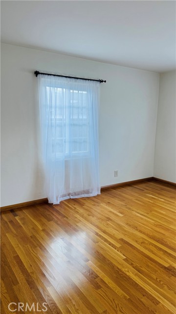 Detail Gallery Image 15 of 21 For 6633 W 87th, Los Angeles,  CA 90045 - 3 Beds | 1 Baths