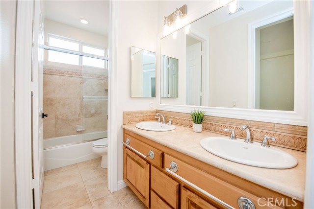 Detail Gallery Image 21 of 62 For 316 6th, Huntington Beach,  CA 92648 - 3 Beds | 3/1 Baths