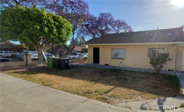 1003 W Myrtle Street, Santa Ana CA: https://media.crmls.org/medias/16ef9141-d897-4339-8ef0-32c11ea52732.jpg