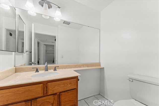 2 Bed Home for Sale in Van Nuys, California