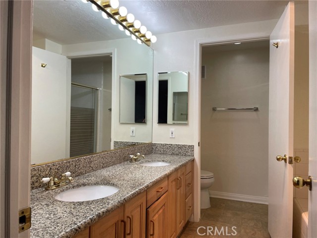 Detail Gallery Image 18 of 32 For 200 N Swall Dr #L252,  Beverly Hills,  CA 90211 - 2 Beds | 2 Baths