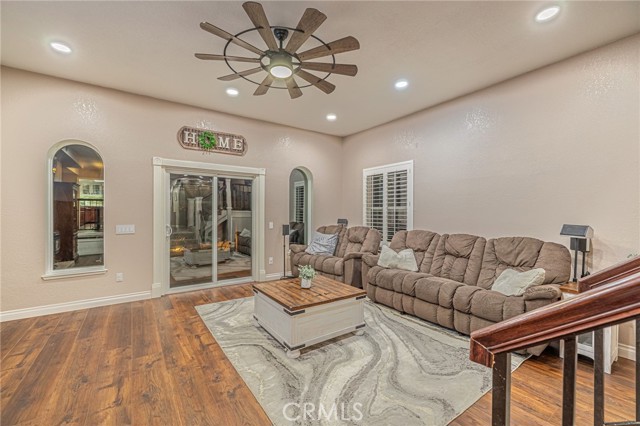 Image 6 of 49 For 42725 Deer Walk Road