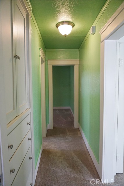 Hallway to bedrooms and bath