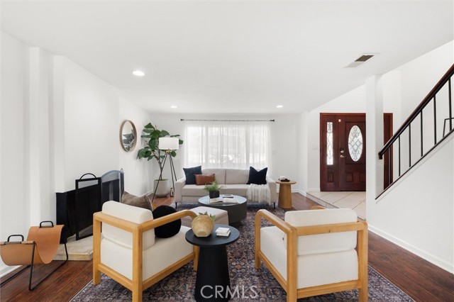 Detail Gallery Image 8 of 55 For 2761 Bunting, Costa Mesa,  CA 92626 - 5 Beds | 3 Baths