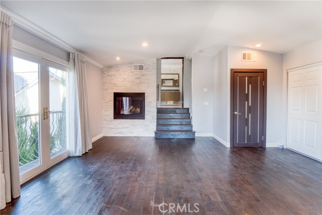 Detail Gallery Image 35 of 52 For 7796 Skyhill Drive, Los Angeles,  CA 90068 - 5 Beds | 3 Baths