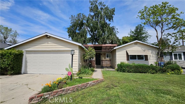 Detail Gallery Image 1 of 42 For 801 Robinson Dr, Merced,  CA 95340 - 3 Beds | 2 Baths