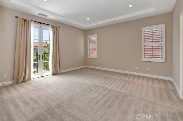 63 Sycamore Bend, Irvine CA: https://media.crmls.org/medias/16f0fd25-ace2-4c47-8c90-257a27b50512.jpg