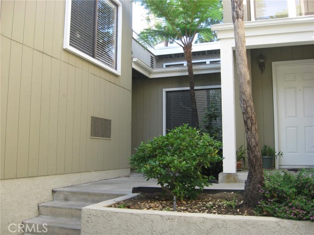 Detail Gallery Image 2 of 17 For 3431 Timber Lake #46,  Costa Mesa,  CA 92626 - 3 Beds | 2 Baths