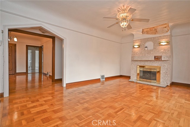 Detail Gallery Image 8 of 38 For 100 Gaven St, San Francisco,  CA 94134 - 2 Beds | 1 Baths