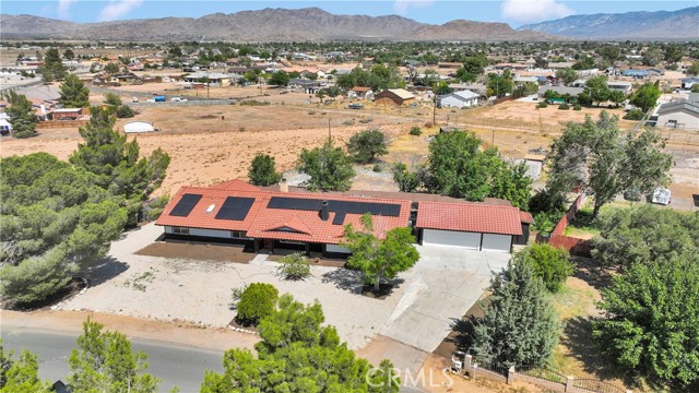 14855 Flathead Road, Apple Valley CA: https://media.crmls.org/medias/16f1f588-8d7c-40a1-80f7-9040d0b86cea.jpg