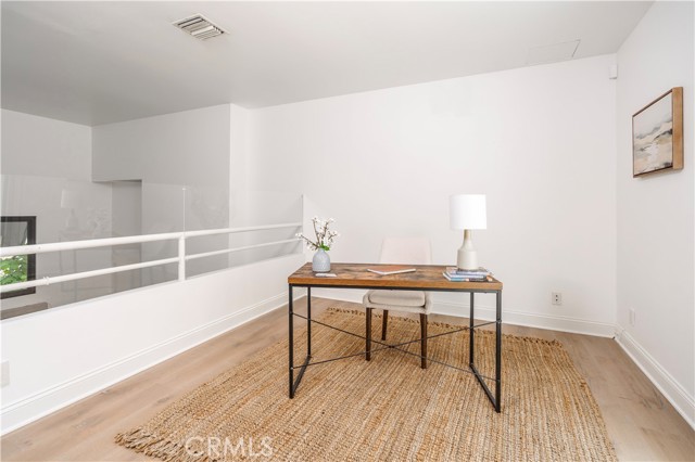 1401 Camden Avenue, Los Angeles CA: https://media.crmls.org/medias/16f28a56-5864-4c21-8c4c-a2e5bc98245c.jpg